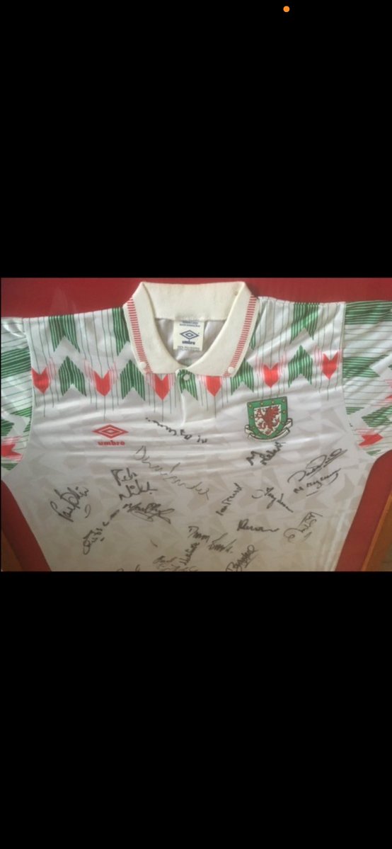 MA59006806's tweet image. Thanks to the ‘Smiths Arms’ this weekend for their hospitality!…we fucking loved the ‘craic’ with ya!…much Love!..x 🏴󠁧󠁢󠁷󠁬󠁳󠁿❤️🏐 my #cafc #swans