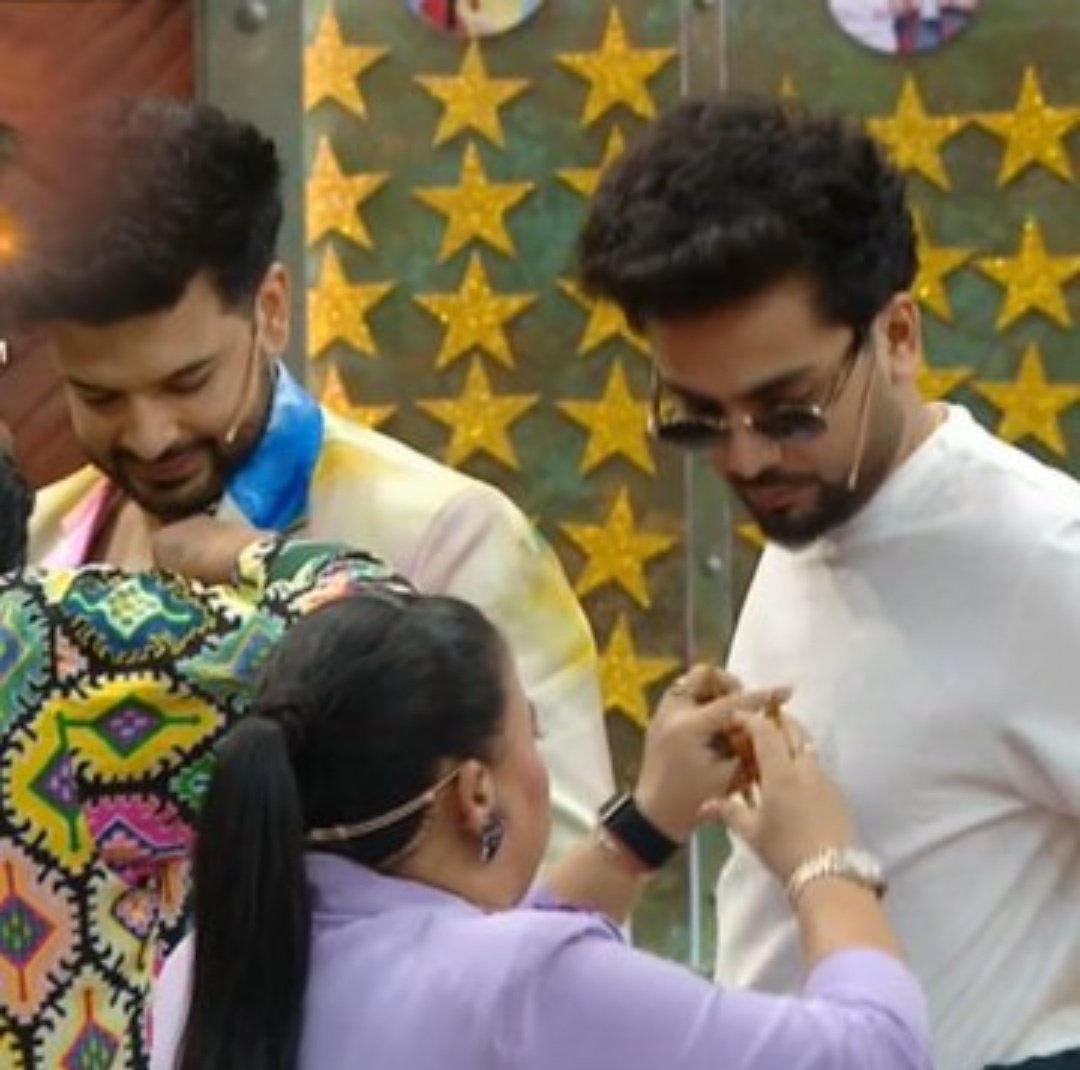 Wohoo! Best duo won again⭐️⭐️
#ElvishYadav  #karankundrra