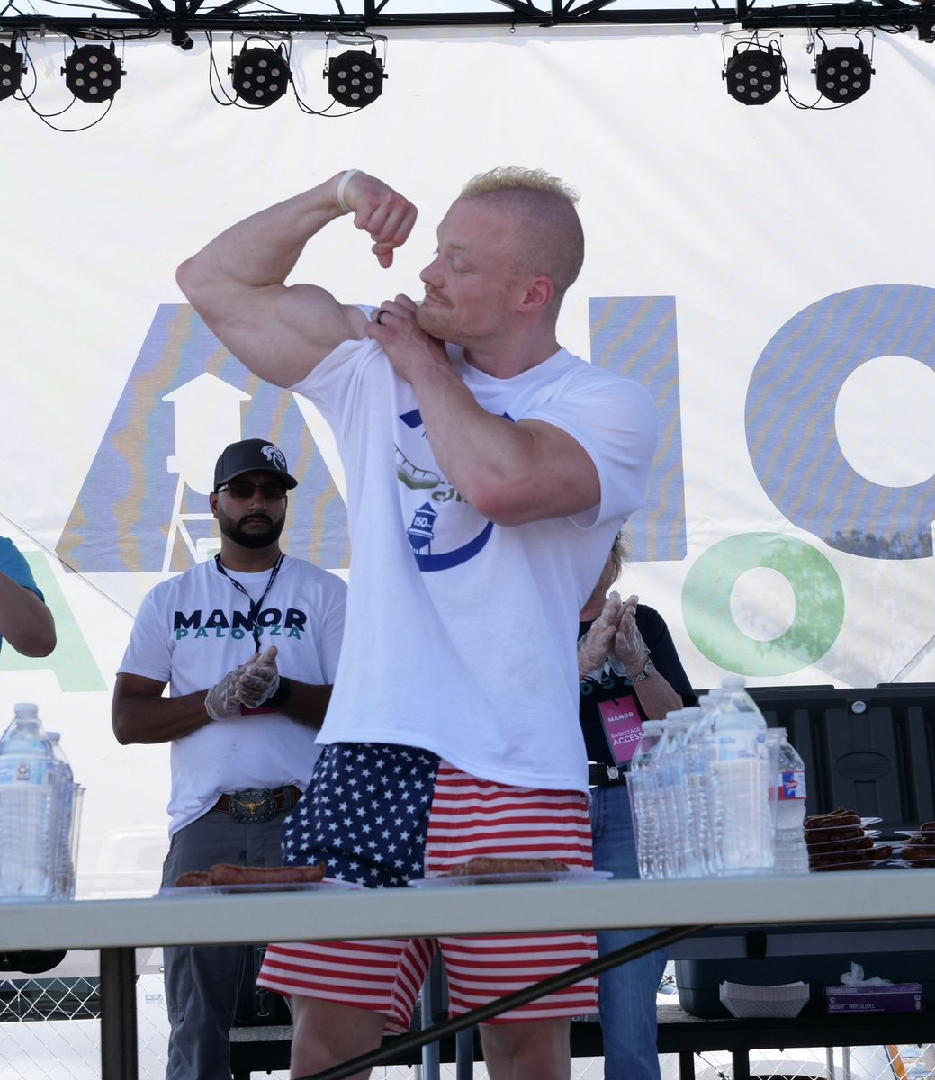 NickWehry's tweet photo. Today is the MANORPALOOZA World Texas Sausage Eating Championship with @eatingcontest ! Myself, @GeoffEsper , reigning champ James Webb, @ColemansBandG , @Adven_HEAVY_D , @steelrod_radim and more throwing down for 10 minutes for the title, glory and maybe the record! 5pm CST! https://t.co/TkJZ2lPh0K