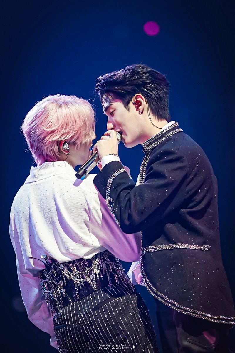 𝘍𝘐𝘙𝘚𝘛 𝘚𝘐𝘎𝘏𝘛── .✦ tweet media