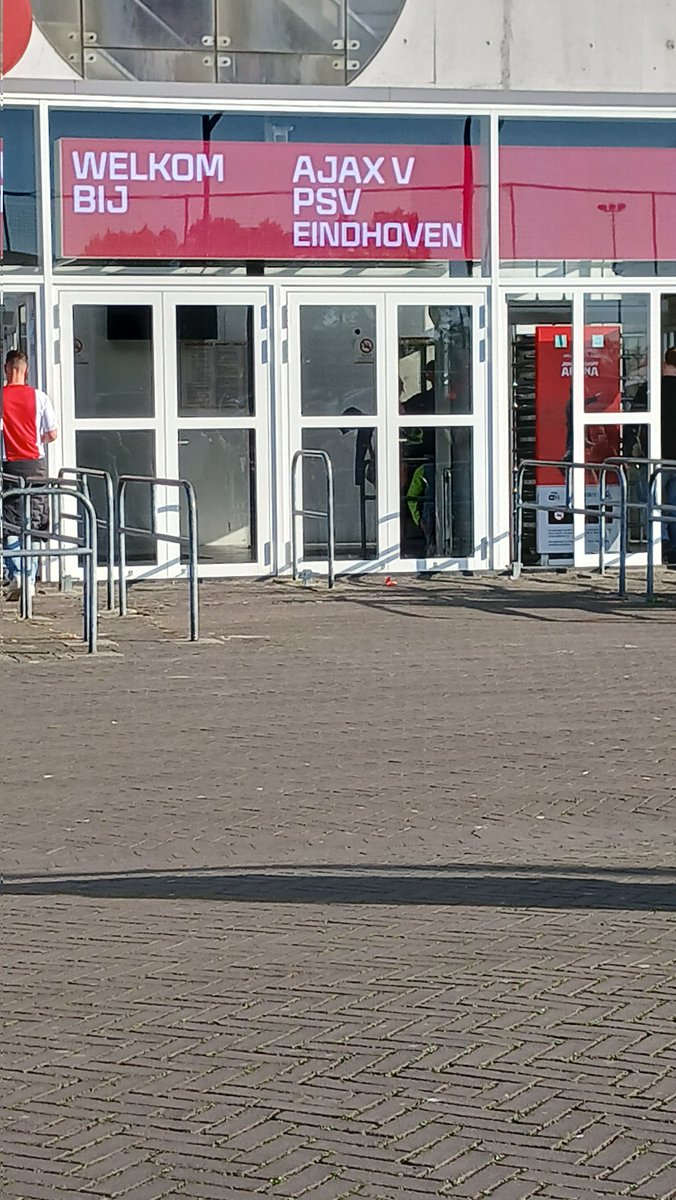 Daar ben ik weer hopelijk blijven de punten in Amsterdam die zijn we nodig!
<a href="/AFCAjax/">AFC Ajax</a>
<a href="/ultrasamsterdam/">Ultras Amsterdam</a>
<a href="/AjaxFancare/">Ajax Fancare</a>
#ajapsv