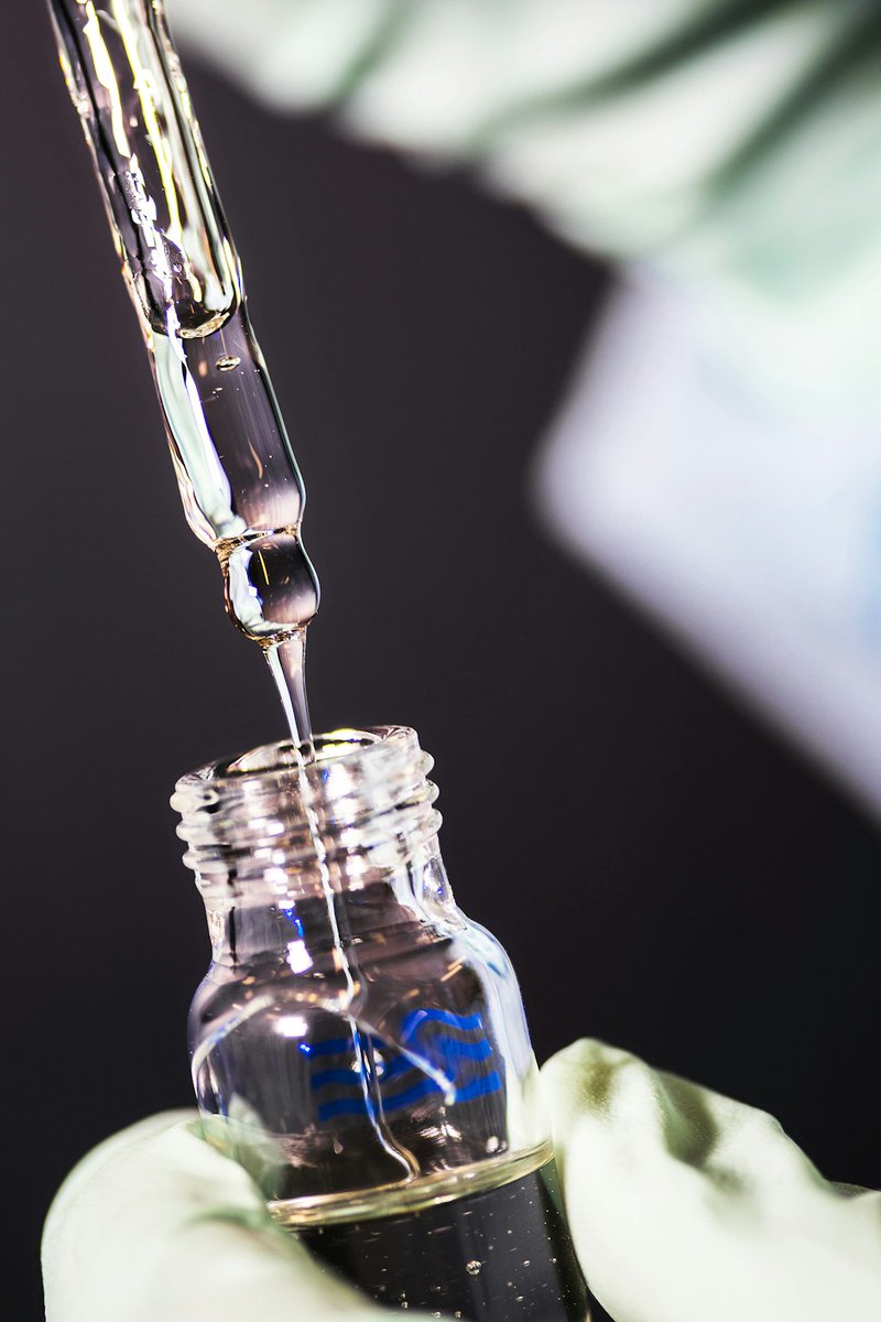 BLLPeptides's tweet image. Dr. James (neurosurgeon) breaks down GHK-Cu — the copper peptide that drops 60% by age 60. The research is fascinating. 🔬 bllpeptides.com/ghk-cu-peptide… #GHKCu #PeptideResearch #AntiAging