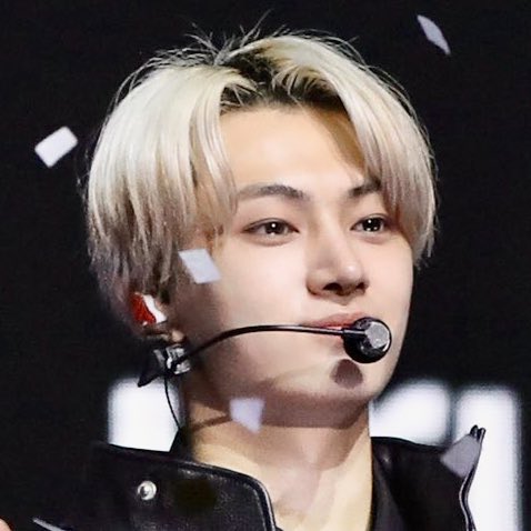 별⚝쫑 tweet media
