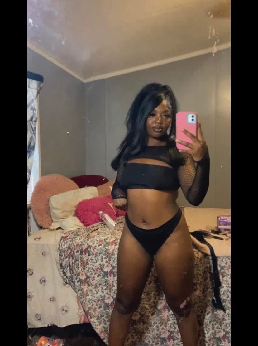 IG: @exotixxmaraaaa ♡🎀 tweet media