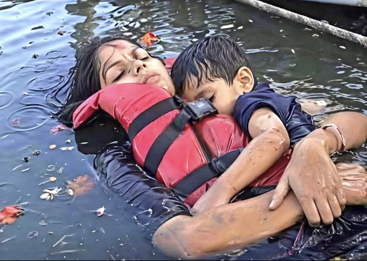 In the midst of chaos and rising waters, a mother’s arms become the safest place in the world. ❤️

This powerful image captures a love that refuses to let go — even when everything else is swept away. A silent prayer for every parent fighting to protect their child in times of