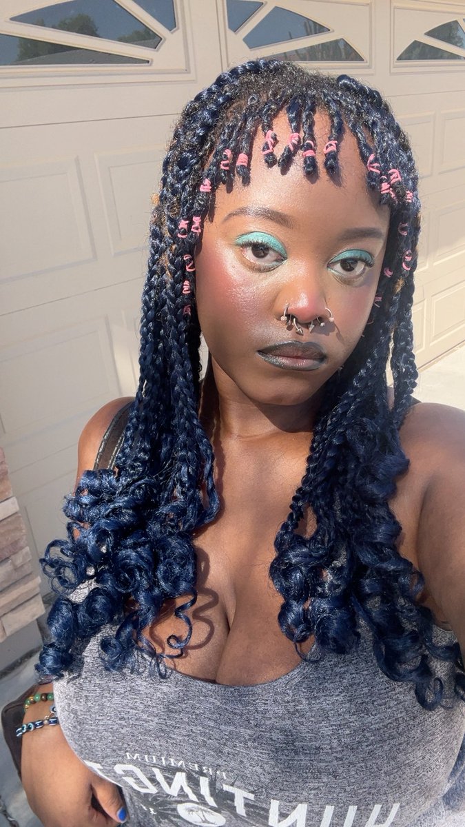 lj 🦦 tweet media