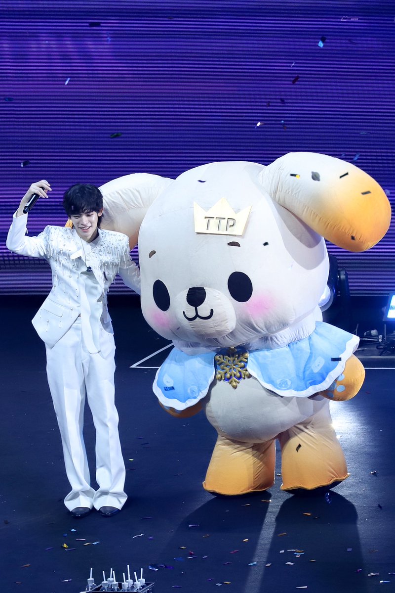 𝒾𝘯𝘲𝘶𝘪𝘦𝘵𝘭𝘪𝘨𝘩𝘵 - (𝐭𝐦) ♡ tweet media