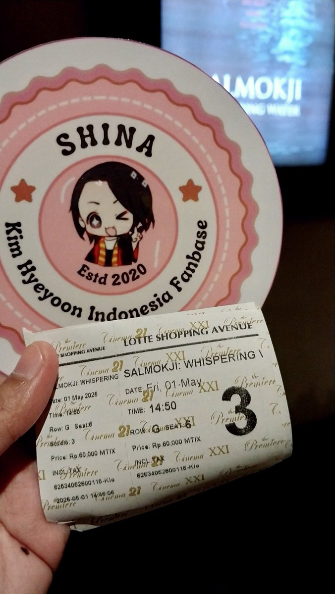 hyeonqjunn's tweet photo. akhirnya nonton hyeyoon di layar lebar 😍 terima kasih @starhyepingINA udah ajak nonton bareng! satu studio penuh jadi seremnya makin berasa 😭💕 makin naksir sama akting hyeyoon yg gapernah gagal nyampein emosinya 🥹❣️

#김혜윤 #살목지 #KimHyeYoon #Salmokji #WhisperingWater https://t.co/JEXxl2Kz47