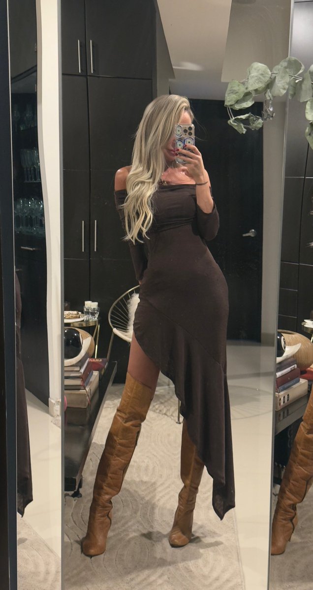 AlinaRudge's tweet image. Buenos días amores ! 
Que tengan un fin de semana increíble 😻 
Los quiero 
Besos Ali 💕
#cdmx