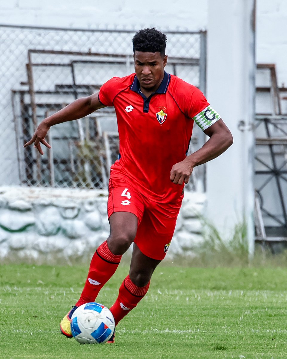 Club Deportivo El Nacional tweet media
