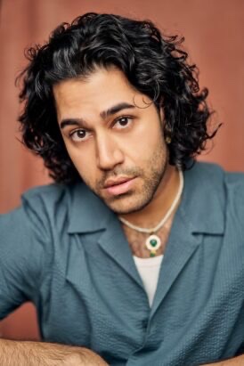 while I loved bridgerton season 4, I do wish we got to see more of louis mainly because he’s fine as hell