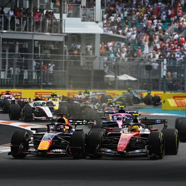 Car and Driver - F1 tweet media