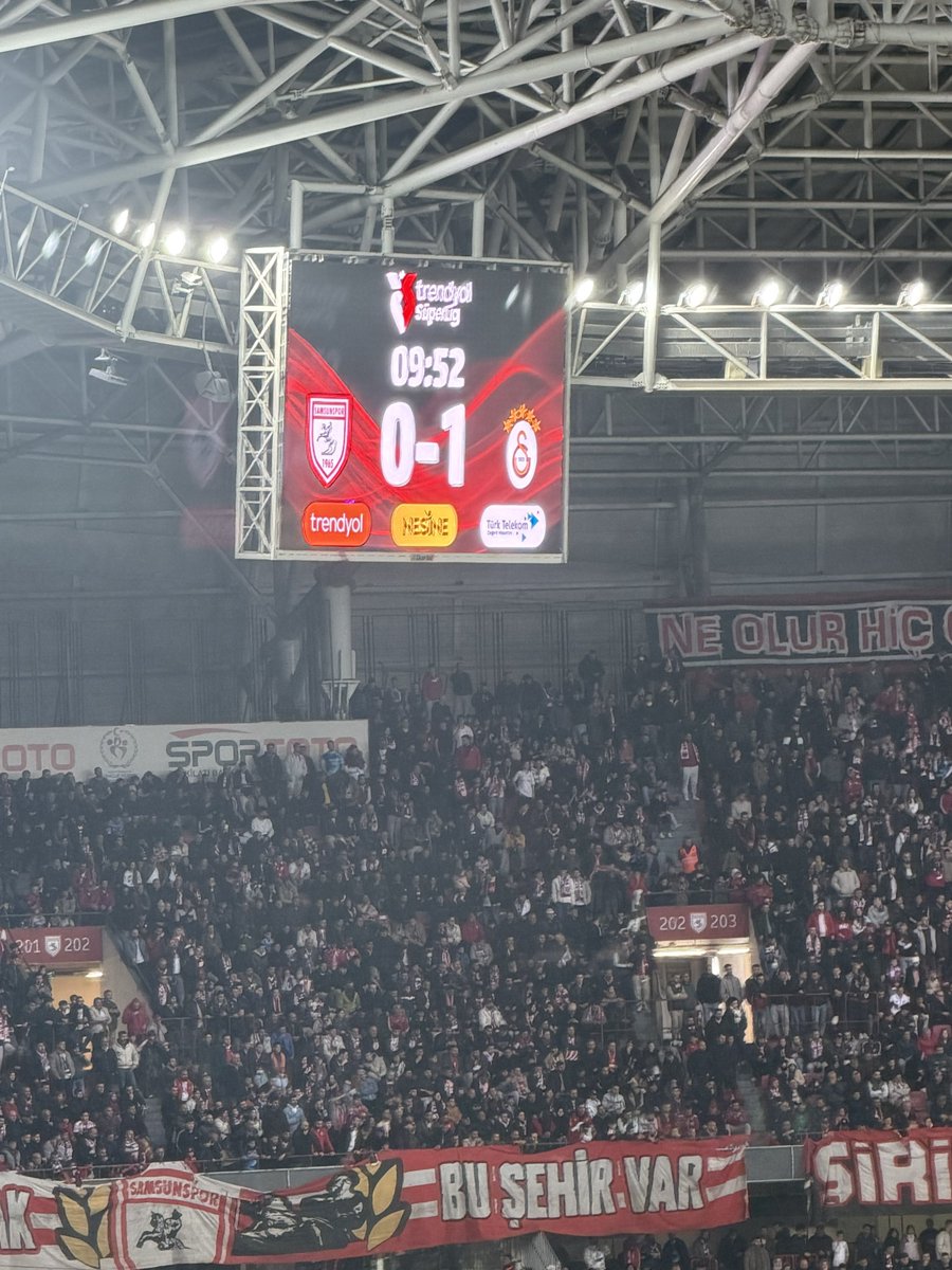 🔸️ÖzNur🔸️ tweet media