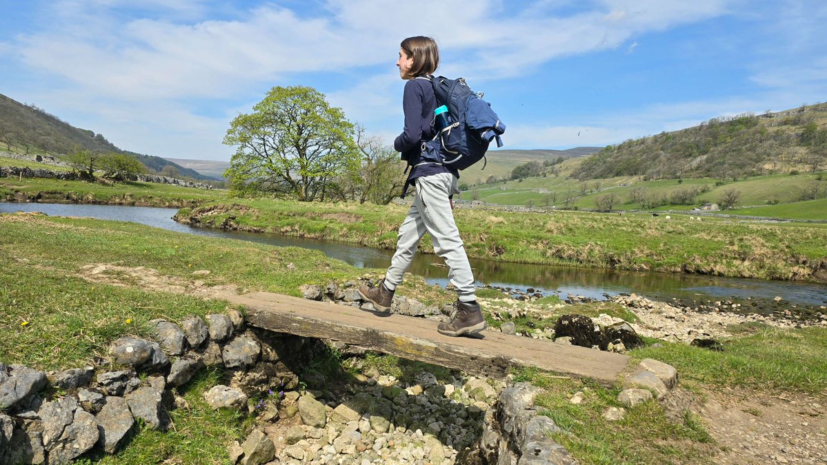 yorkshire_dales's tweet image. Dales Young Rangers 2026🌞🥾

Young Rangers is a programme we run for young people aged 13 to 17, helping them grow nature skills, build confidence, and explore future opportunities in the environmental sector.

#YorkshireDales