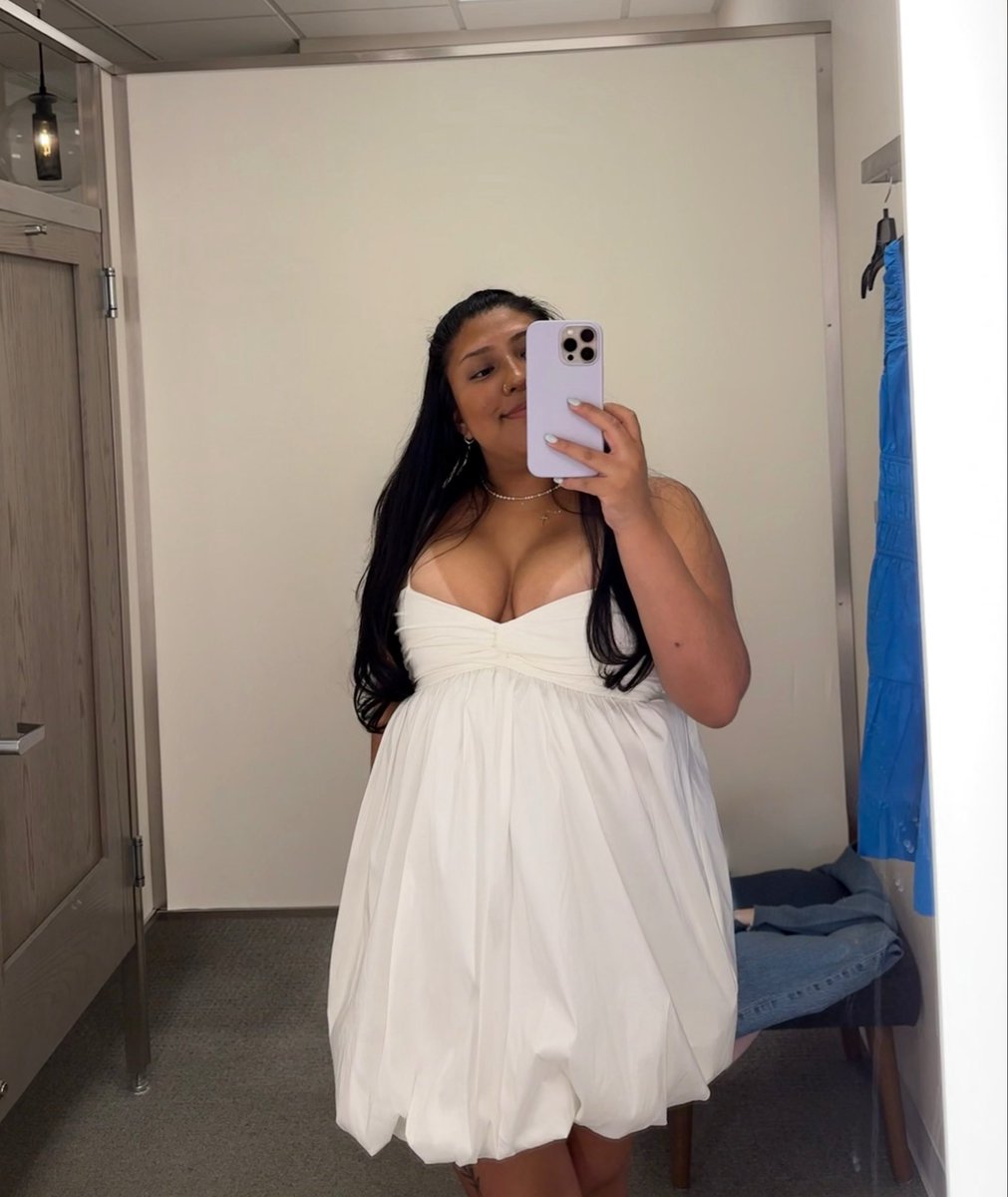 cute latina 2 miles away tweet media