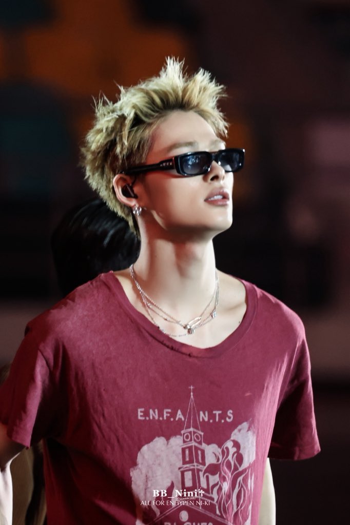 ellie dos wonki ✠ tweet media