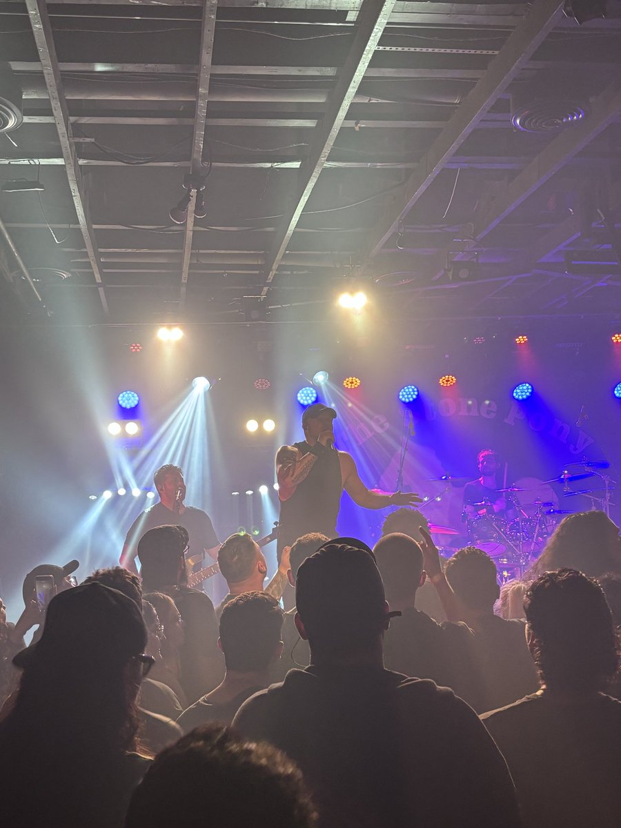 baheagen's tweet photo. Incredible All That Remains show last night down the shore at Stone Pony @philthatremains - amazing energy!! Can’t wait to see you again 🤘🏻 https://t.co/PKVbY6baE7