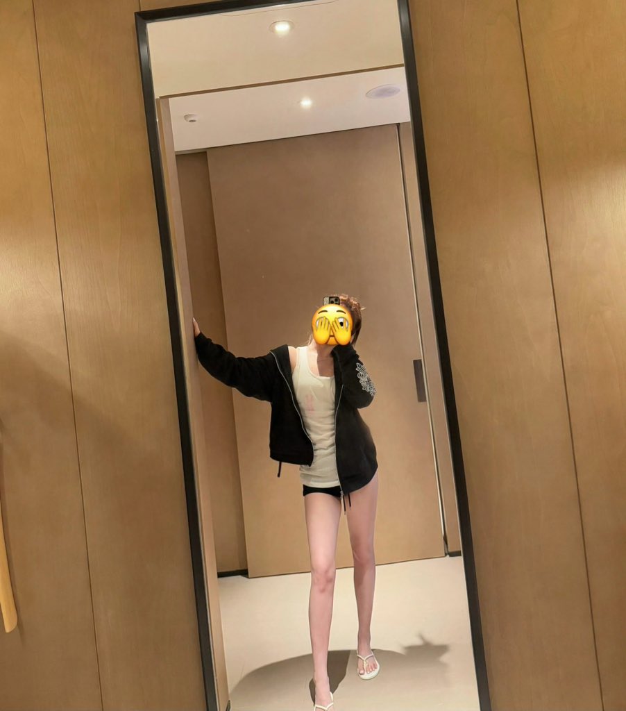 _Olol97's tweet photo. 🫣 https://t.co/LiDlrp6YIi