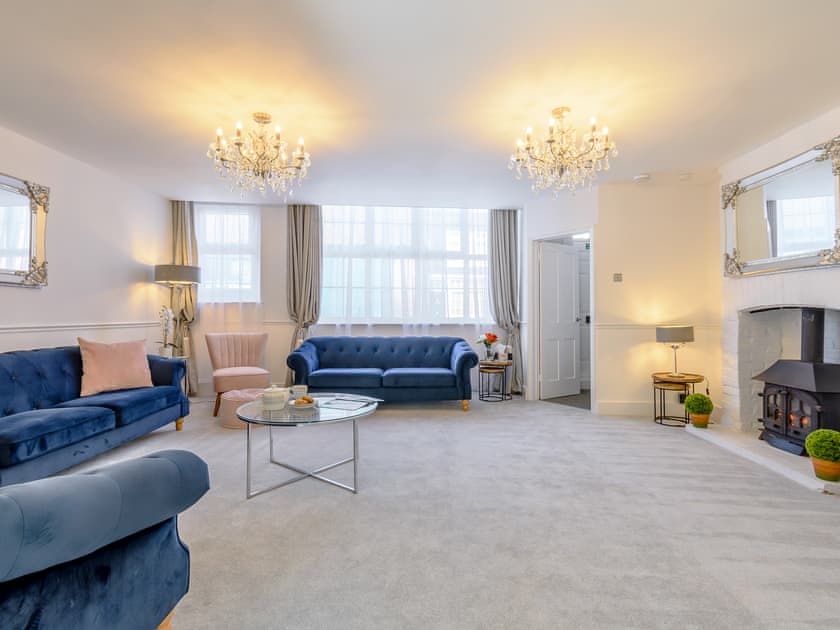 scateringcouk's tweet image. This spacious luxury home in central Rye is walking distance to all restaurants and shops and close to Camber Sands. Perfect for...

🐾 Dog friendly · 🛁 Hot tub
📍 Rye, East Sussex

selfcatering.co.uk/england/east-s…

#Rye #EastSussex #DogFriendly #HotTub #HolidayCottage #SelfCatering