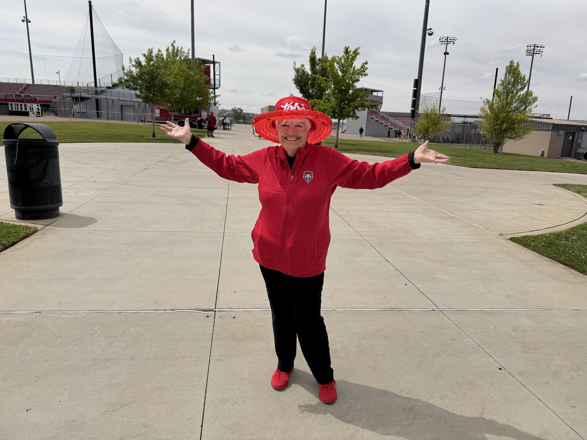 VictorT333's tweet photo. It’s derby day #golobos @UNMLoboBaseball @UNMLoboSB https://t.co/xXtCIb8dDG