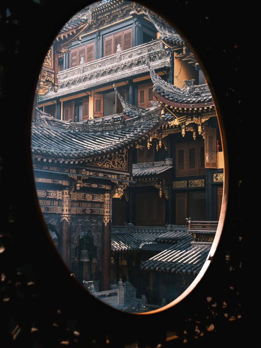 NatureRoot88's tweet photo. Luohan Temple, Chongqing China 🇨🇳 https://t.co/uFp4F9xeTB