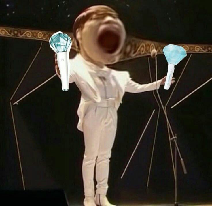 calineoc's tweet photo. @xSHINinsp Ring ding dong JAJSJAJAJAJJAAJA https://t.co/NpqcTSjHqd