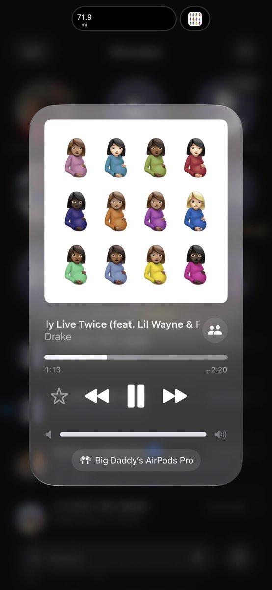 👑