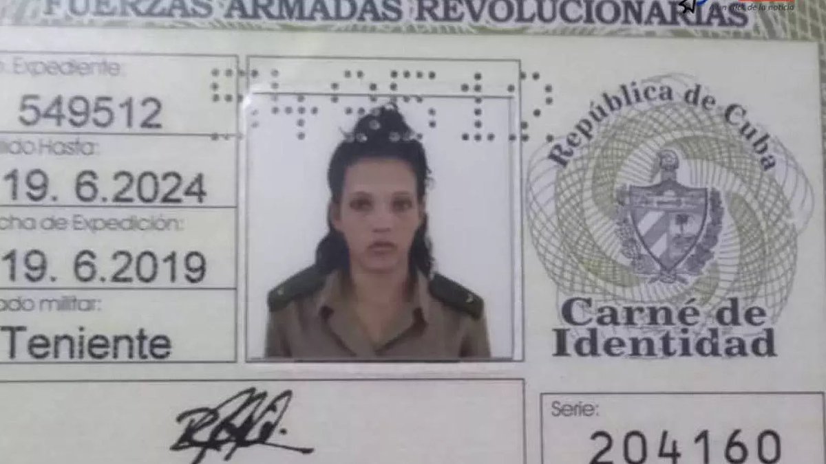 Los números de identidad de 6 dígitos en Cuba pertenecen a las fuerzas armadas. Ellos se identifican con un carné distinto al resto de la población.

No lo están ocultando, están diciendo otra cosa (son militares).