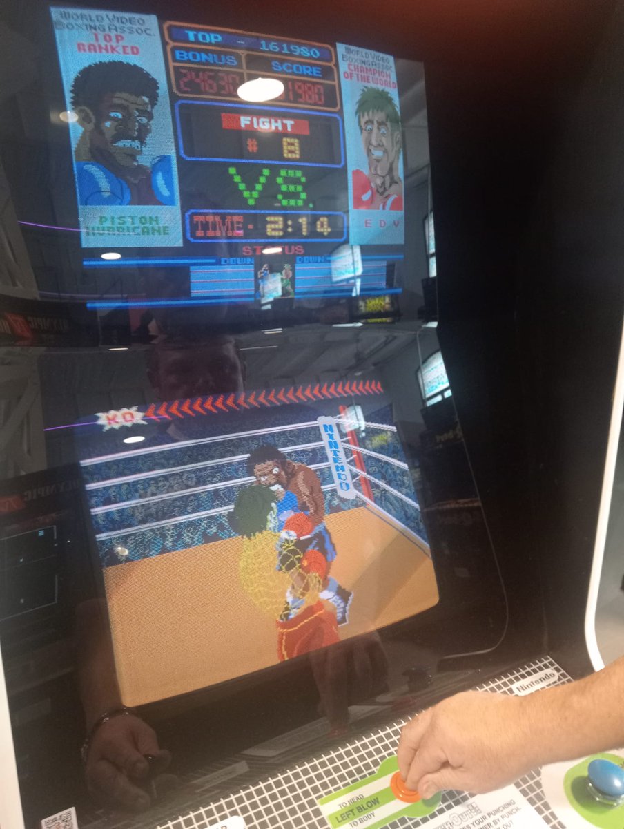 Museo Arcade Vintage tweet media