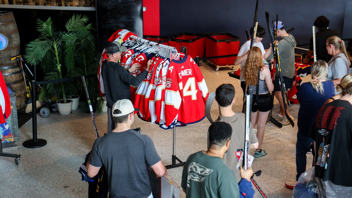 FLA Team Shop tweet media