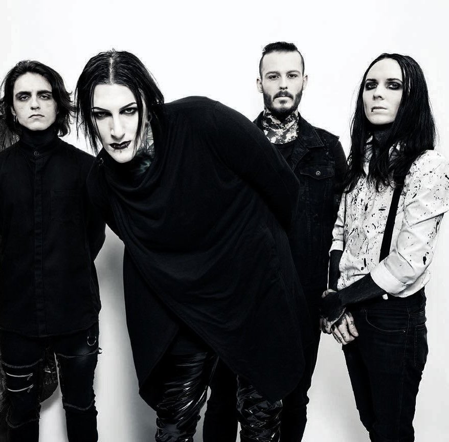 Motionless In White Daily tweet media