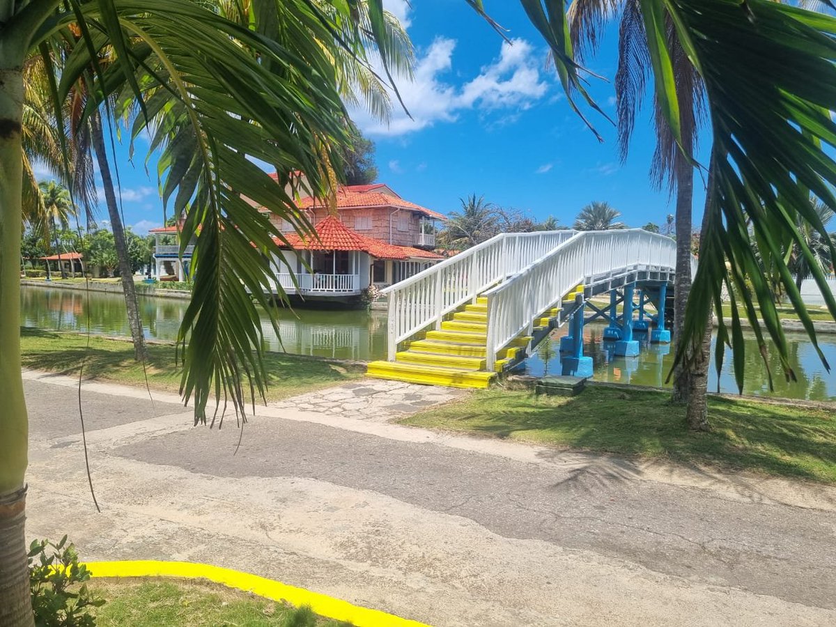 Grupo Empresarial Viajes Cuba tweet media