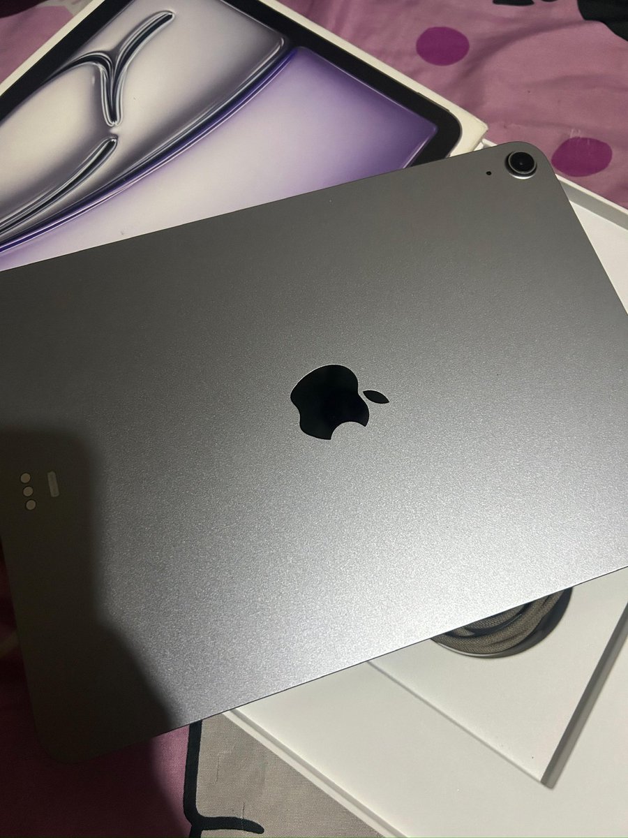 crezybuches's tweet image. WTS
ipad air 11 inc (M3)
area surabaya dst
jual cepat ya gais
bisa contact untuk detail
#titipjual 
#surabaya 
#jualcepat