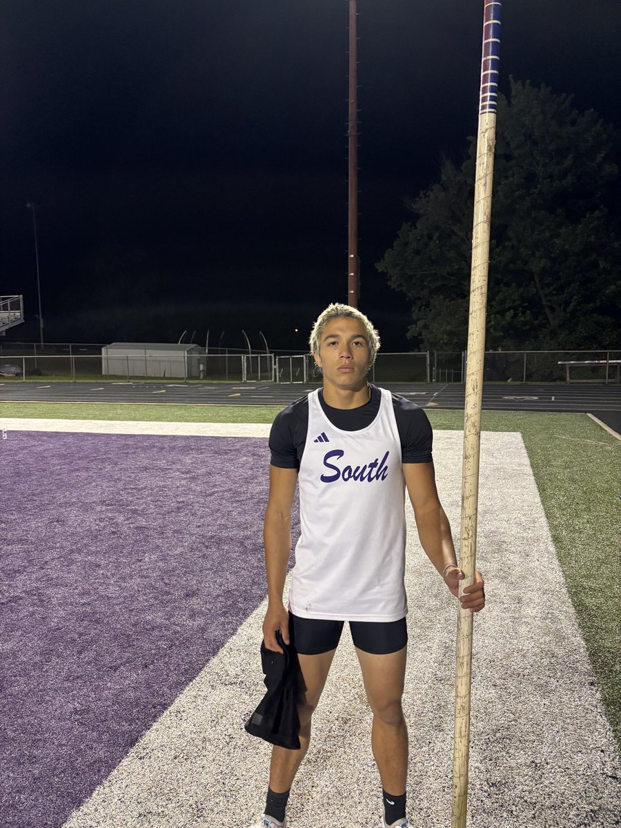 Bloomington South Boys XC/T&F tweet media