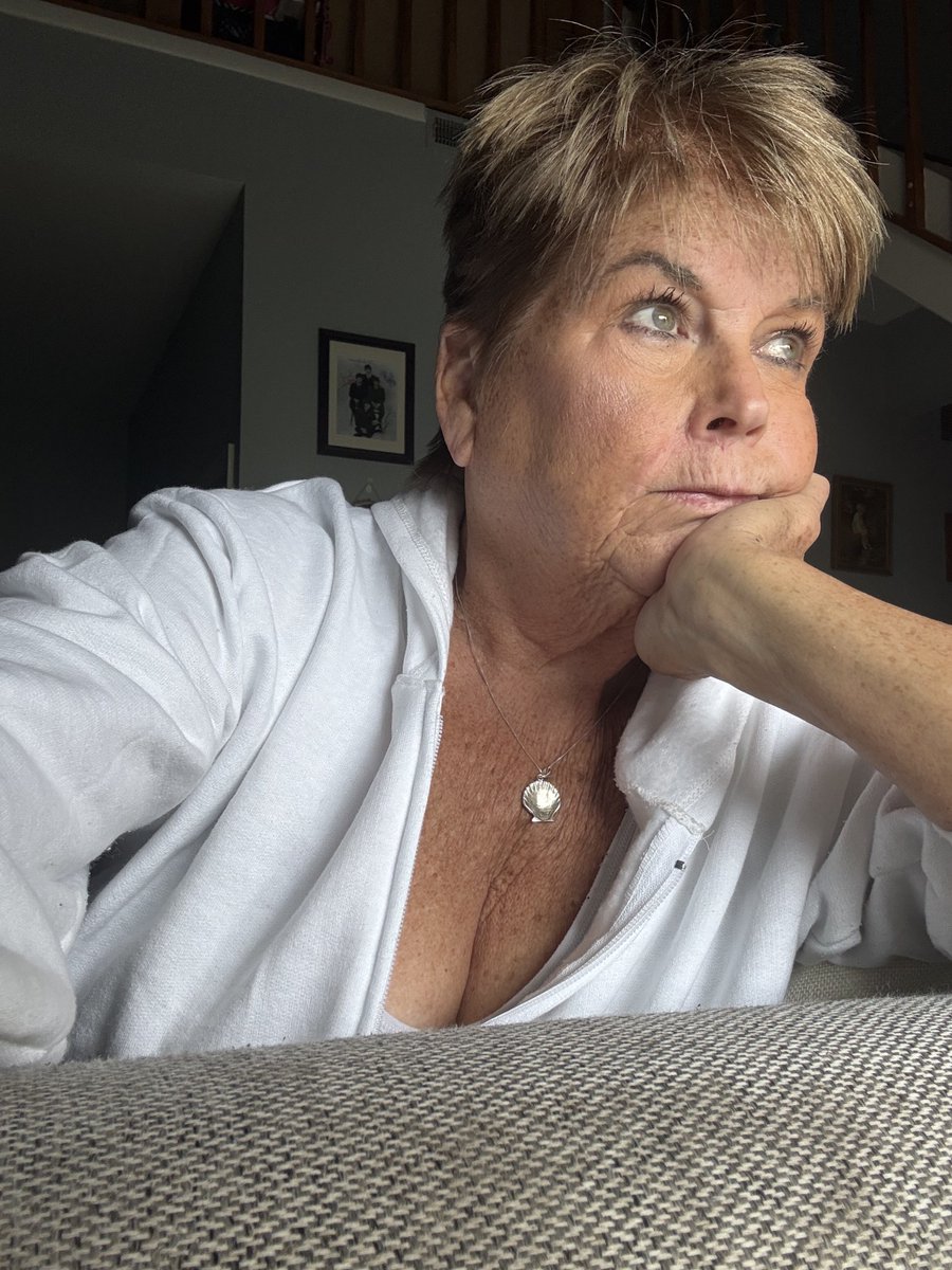 Mary 0Neil tweet media