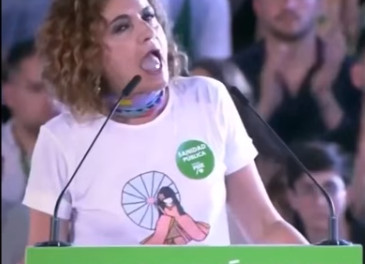 NormaMontesino's tweet image. 📛 María Jesús Montero #PSOE #Andalucia enloquece en pleno mitin: ¿Qué significan esos extraños movimientos de lengua? (discinesia tardía x uso de antipsicoticos o "sustancias")  youtu.be/KsbPJWpfGPw?si… a través de @YouTube