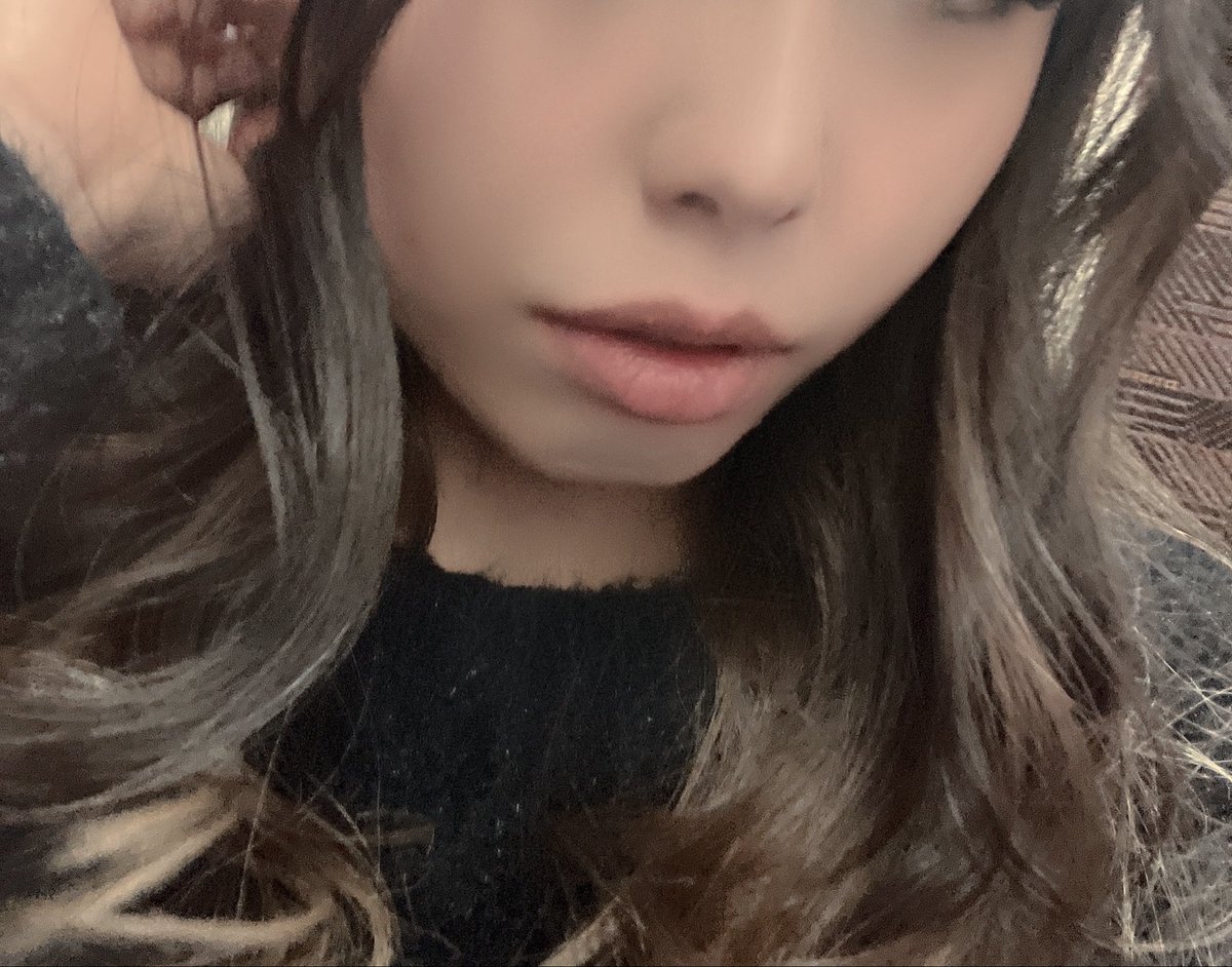 ぶりゅれ tweet media