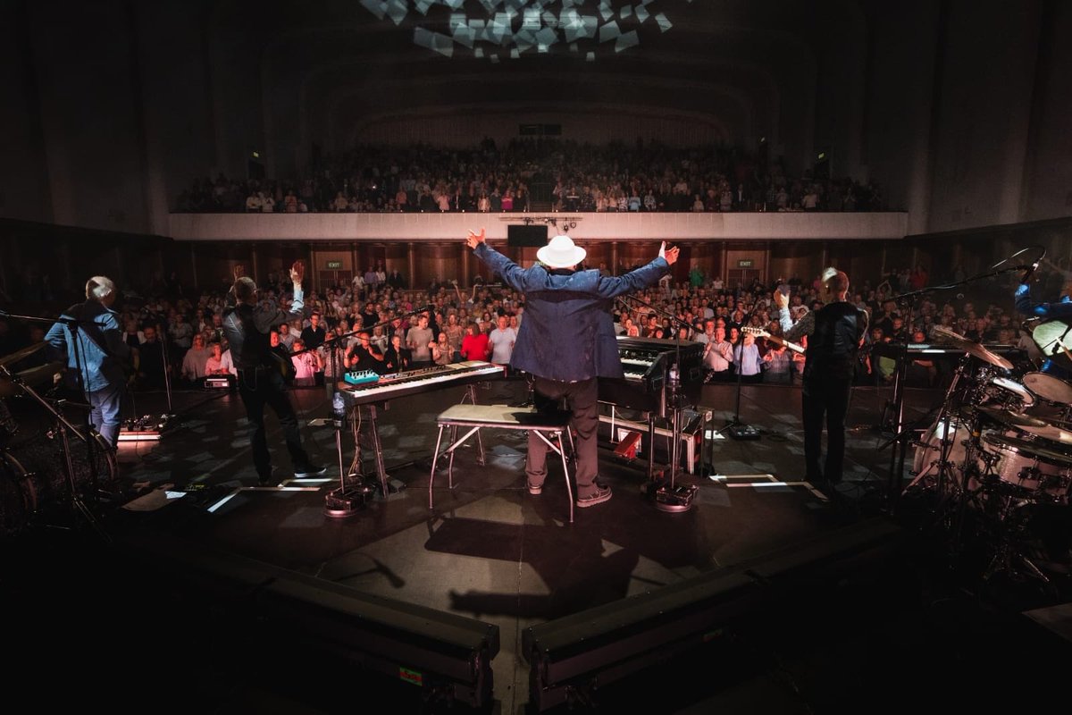 Paul Carrack tweet media