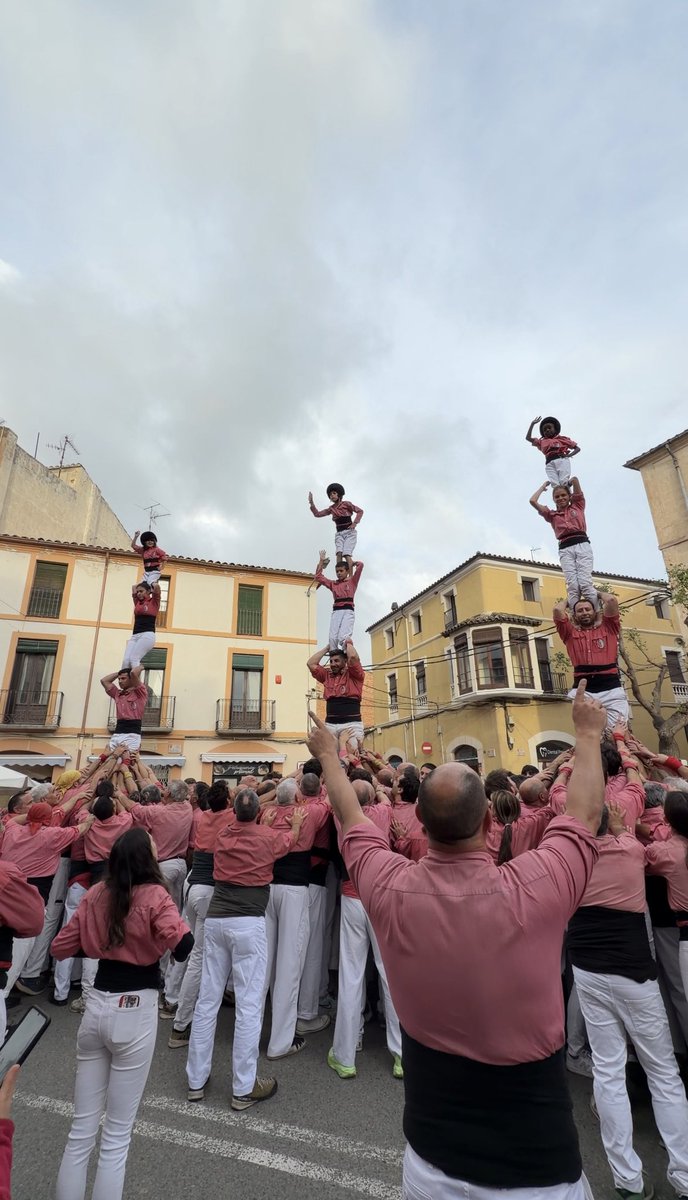 Colla Vella dels Xiquets de Valls tweet media