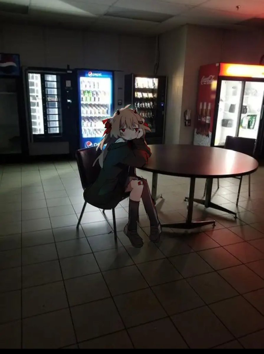 senpaio3o's tweet photo. Waiting for the next stream 😪💔 https://t.co/cR4s3Yhayf