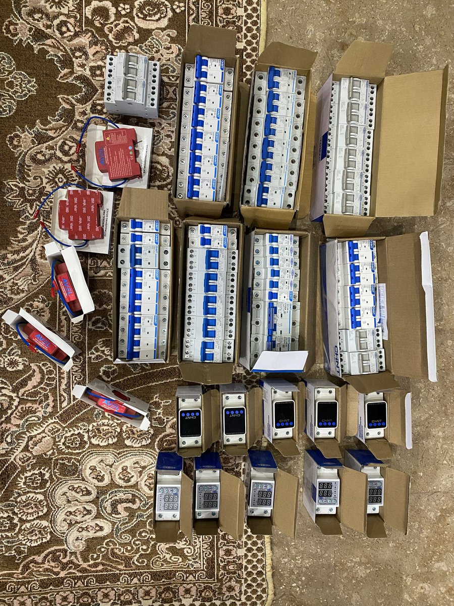 SharifSonsSolar's tweet image. CHiNT &amp;amp; TOMZN Electrical Equipments (Breakers etc) Available for All over Pakistan, Cash On Delivery (COD) Service is also Available  #solarenergy #electricalwork #solarpower #ChintElectric #tomznbreaker #electrical