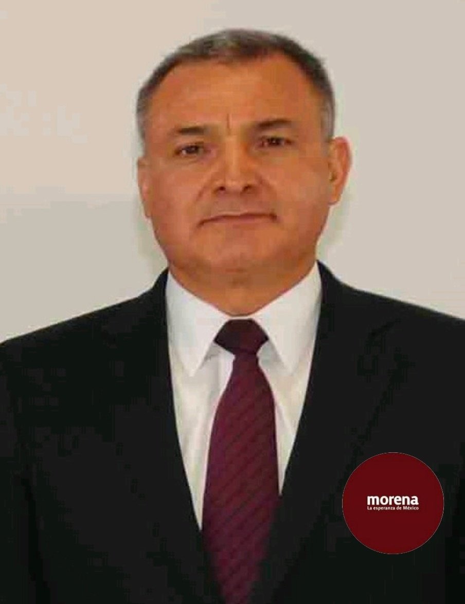 El único error de García Luna fue no afiliarse a Morena.

Ahorita andaría libre y todos los de Morena estarían pidiéndole pruebas a Estados Unidos.

☝🏼😏