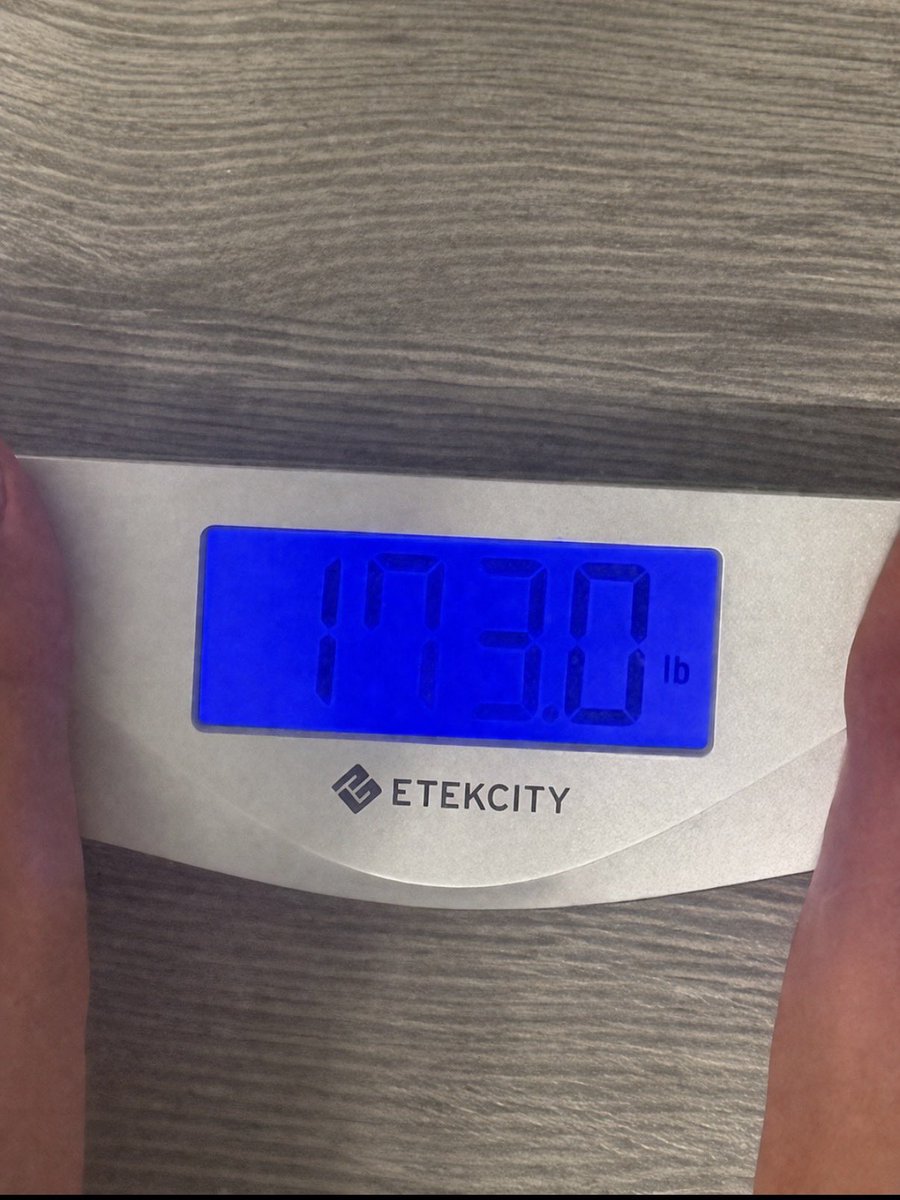 kennersonjaevon's tweet photo. Consistency! Was 154 going into 2026, now near 175. 185 real soon https://t.co/gv5rqNRCOV