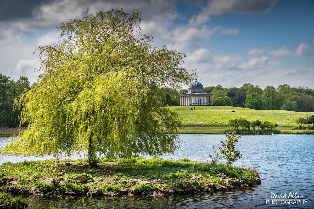davidm_allan's tweet image. The weather perfect today for a walk around Hardwick Hall Country Park in NE England. Love this view here across the Serpentine Lake to the Temple of Minerva, an 18th century folly designed by James Paine. 

#england #durham #landscape #folly #bankholiday #may2026 #photography