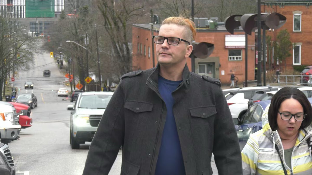 ThinkingInCases's tweet image. 🚨 GUILTY on 7 counts — but not all.

Innisfil Pride founder Jake Tucker convicted on multiple human trafficking-related charges.

Acquitted on others. Appeal coming.

👀 Same case. Same evidence.
Why does part of it convince a jury… and part of it doesn’t?

#Canada #Crime