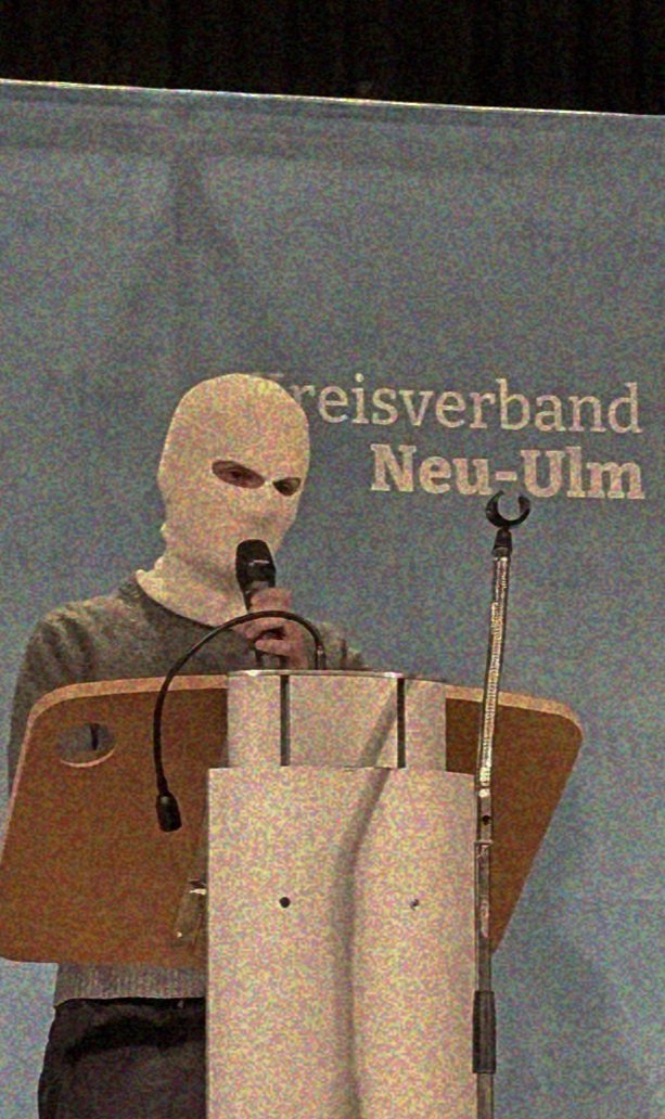 Kantholz tweet media
