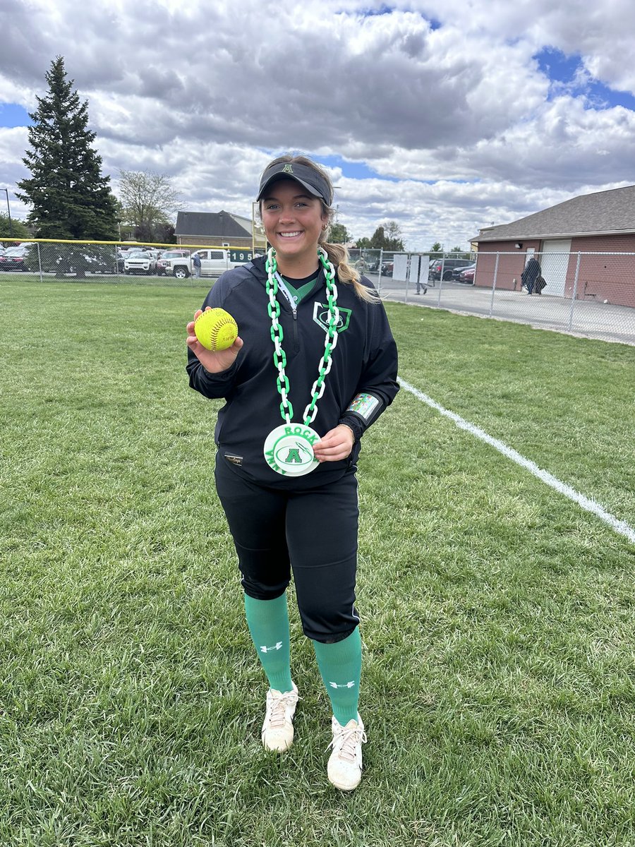 Anna Softball tweet media