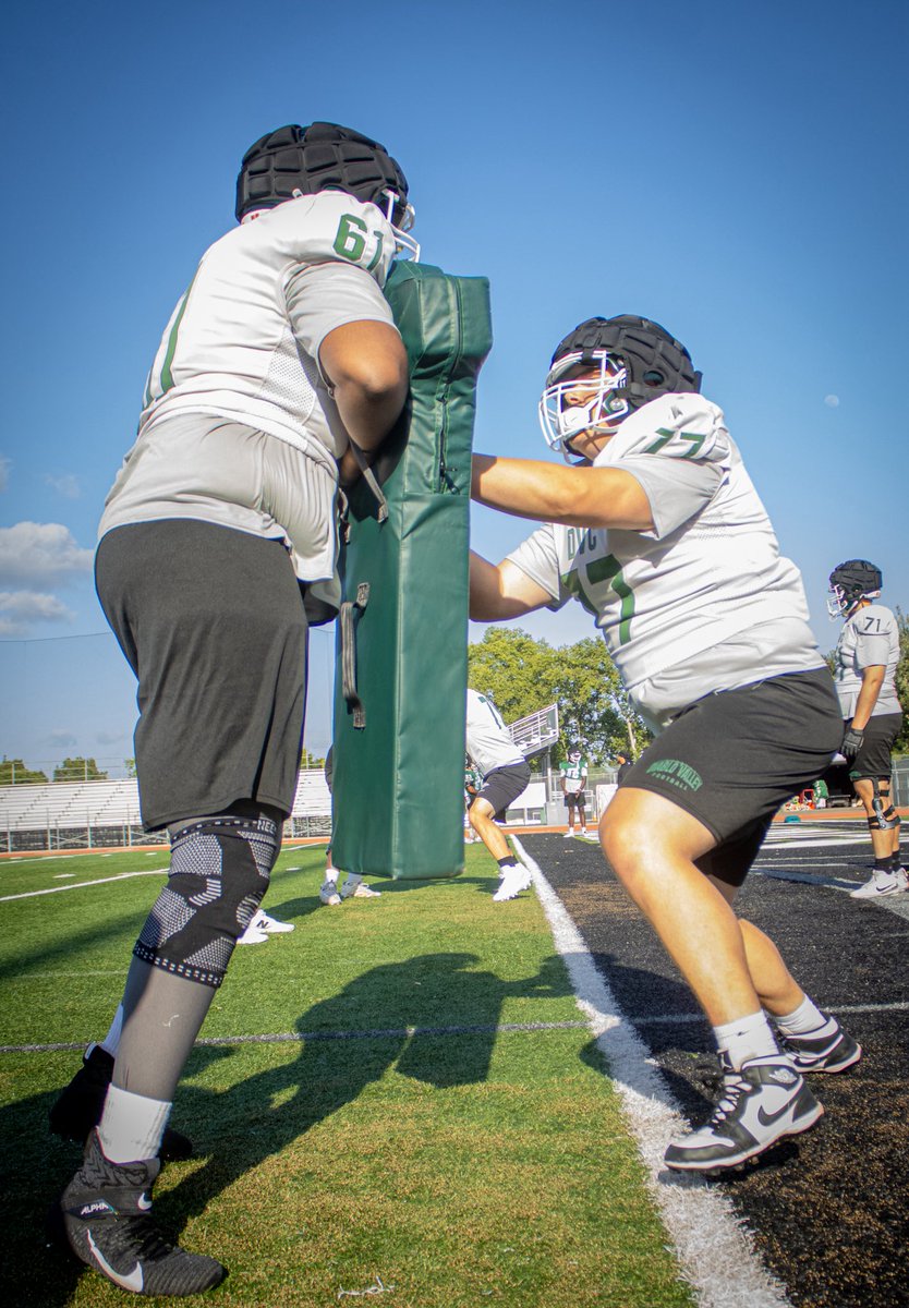 CarterEdmonds76's tweet photo. Committed to DVC go viks!! @DVCVikingsFB @DVC_oline @lem_adams @coachjimcollins https://t.co/4IitIMaxjU