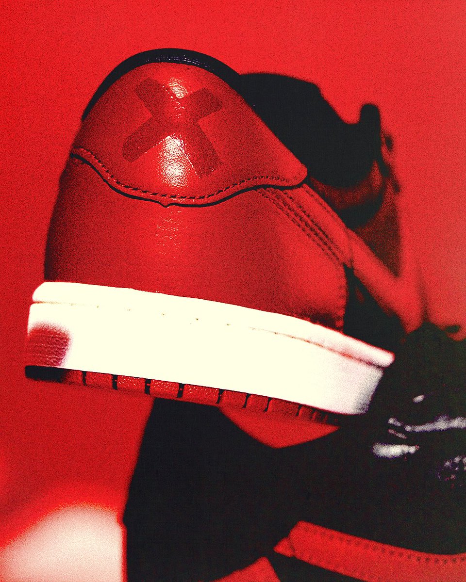 jdsportsus's tweet photo. Ya’ll cop the AJ 1 Lows today ❌? https://t.co/lB0cs5PTsW