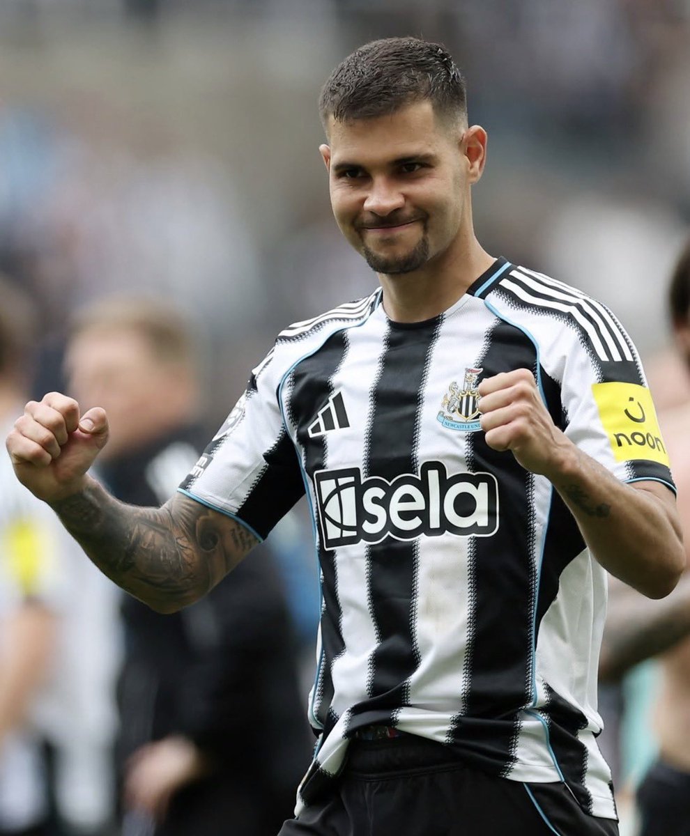 فارس |NUFC tweet media